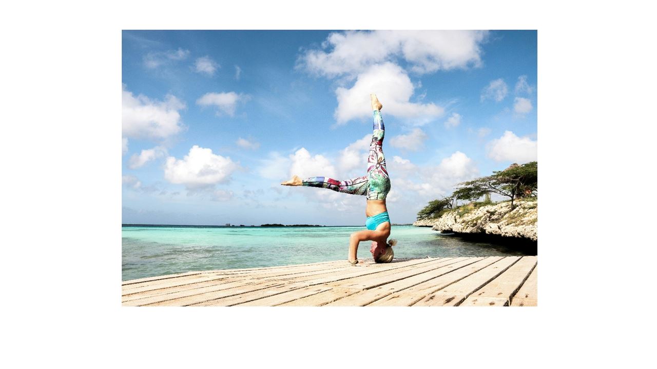 Nascer Do Sol Na Ilha E Ioga foto 3