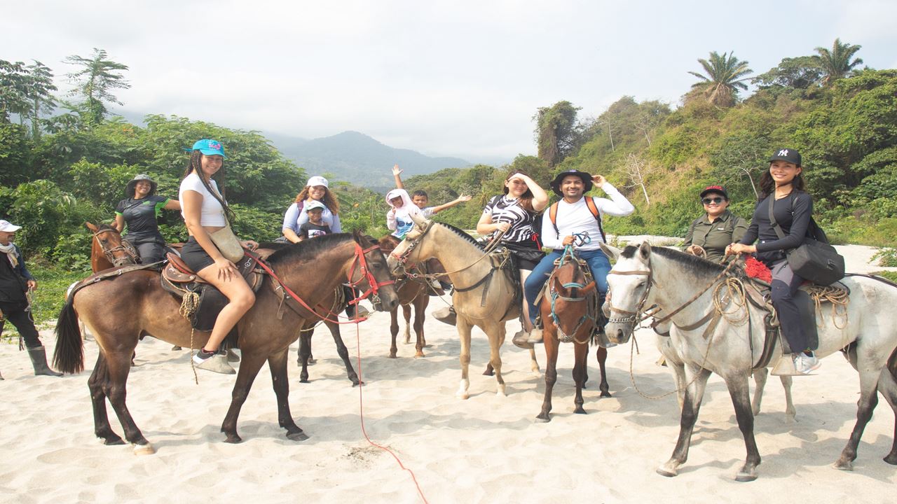 Cabalgata A Playa Los Naranjos foto 5