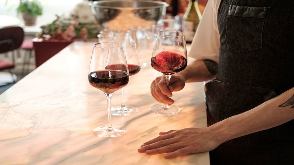 Gourmet Wine Tasting And Local Cuisine foto 1