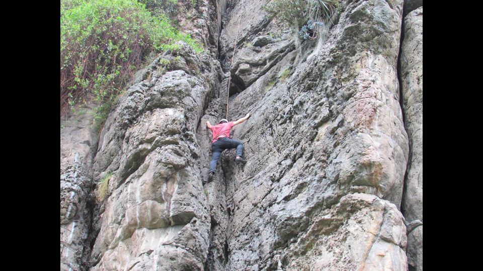 Escalada En Las Rocas De Suesca foto 5