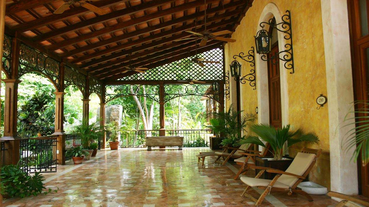 Walking Tour Through The Historic Center foto 3