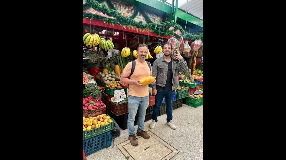 Flavors Of Colombia: Brunch Tour In Paloquemao foto 7