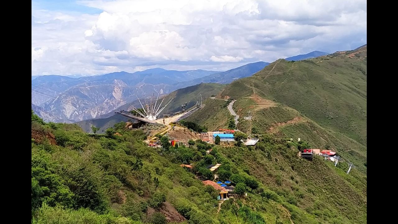 Voo De Helicóptero No Canyon Chicamocha foto 6