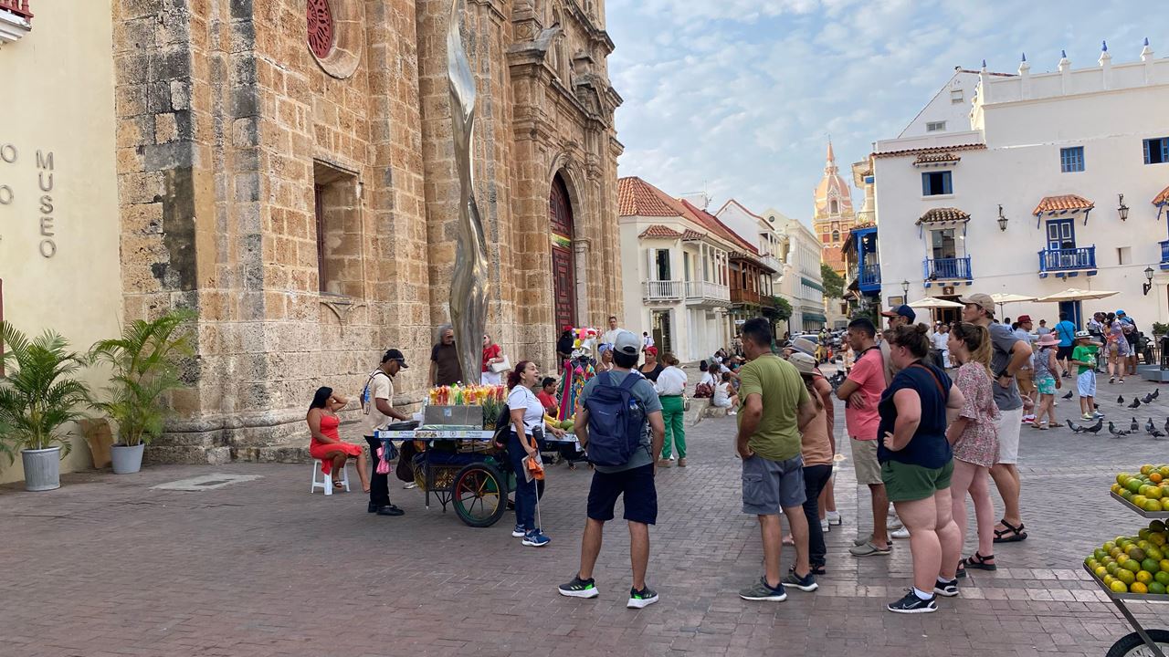 Passeio A Pé Compartilhado Pelo Centro Histórico E Getsêmani foto 1