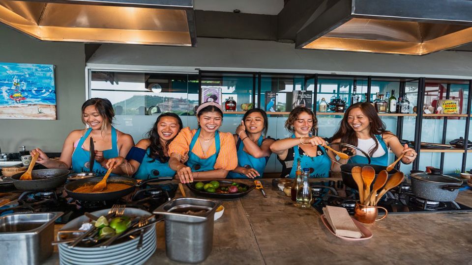 Tour Al Mercado De Bazurto & Clase De Cocina foto 5