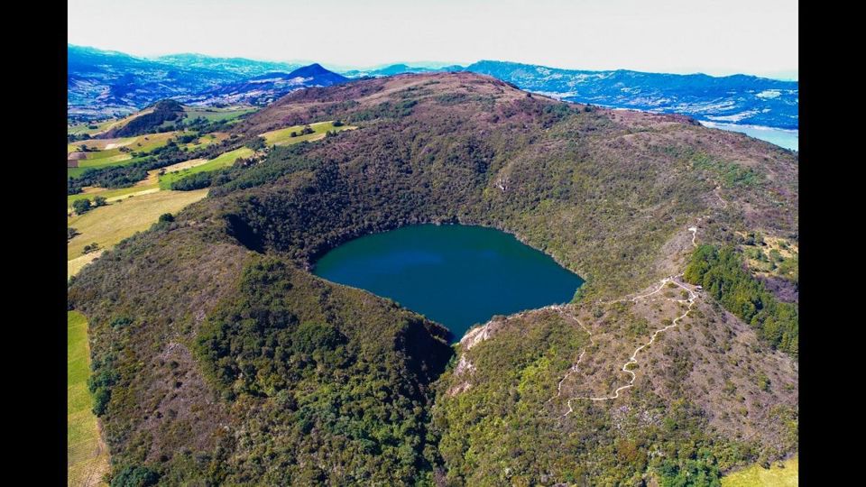 Tour Casa Loca Y Laguna Sagrada De Guatavita foto 4