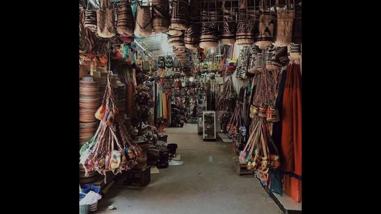 Tour De Compras Por El Mercado De Artesanías Wayuu foto 8
