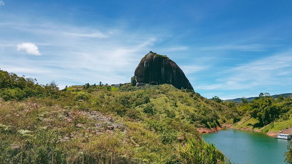 Private Tour Guatapé La Piedra Del Peñol foto 2
