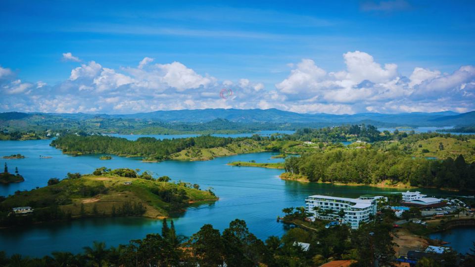 Group Visit To Guatapé El Peñol foto 10